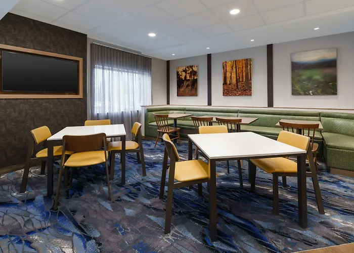 Hotel Fairfield By Marriott South Joliet