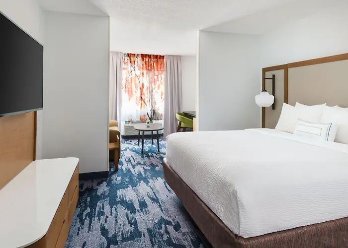 Fairfield By Marriott South Hotel