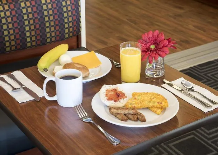 Hotel Fairfield By Marriott South 3*