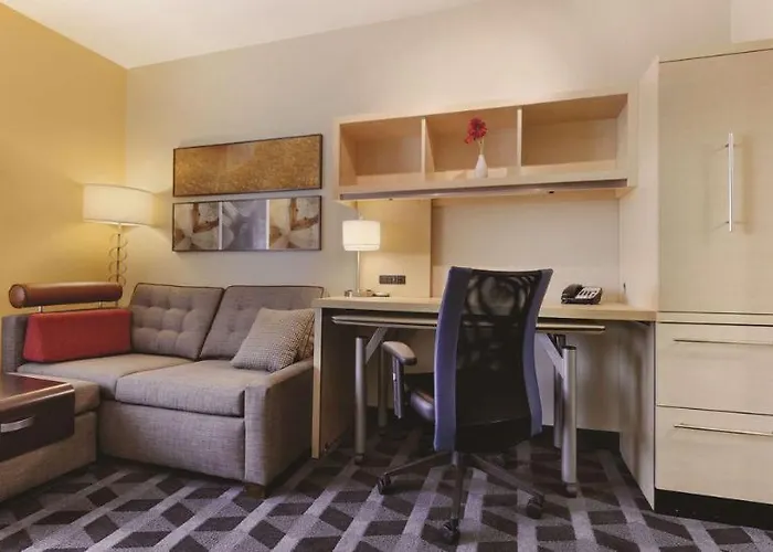 Hotel Fairfield By Marriott South 3*